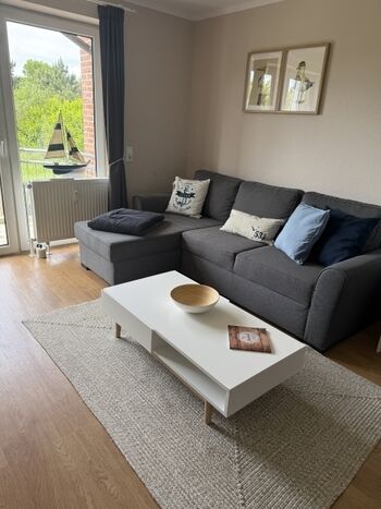 gemütliche Doppelschlafcouch