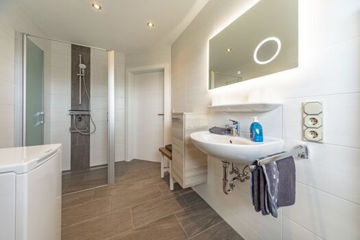 Badezimmer / Duschmöglichkeit