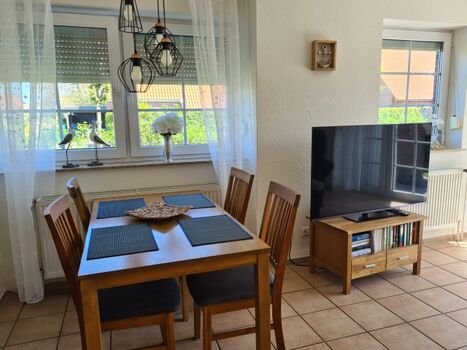 Großer Fernseher für abendliche Unterhaltung