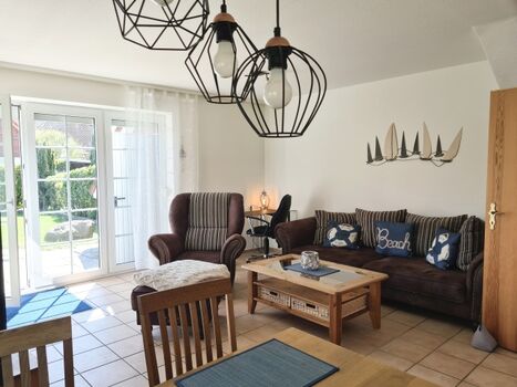 Wohn- u. Essbereich mit direktem Zugang zur Terrasse