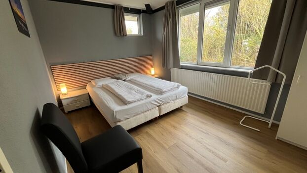 Schlafzimmer B