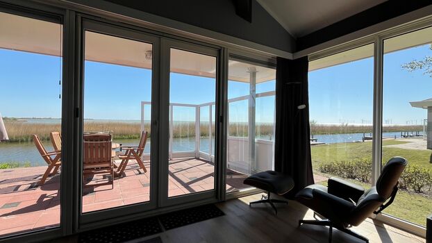 Panoramafenster im Wohnzimmer