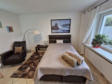 Schlafzimmer Bett 140 cm