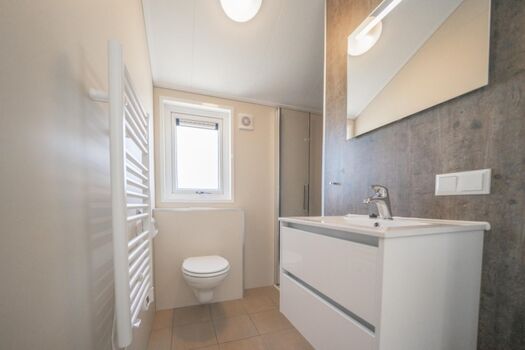 Tageslichtbad - auch mit Fliegengitter