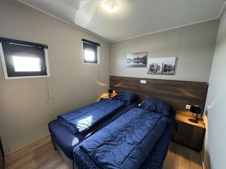 Schlafzimmer 1 mit Doppelbett