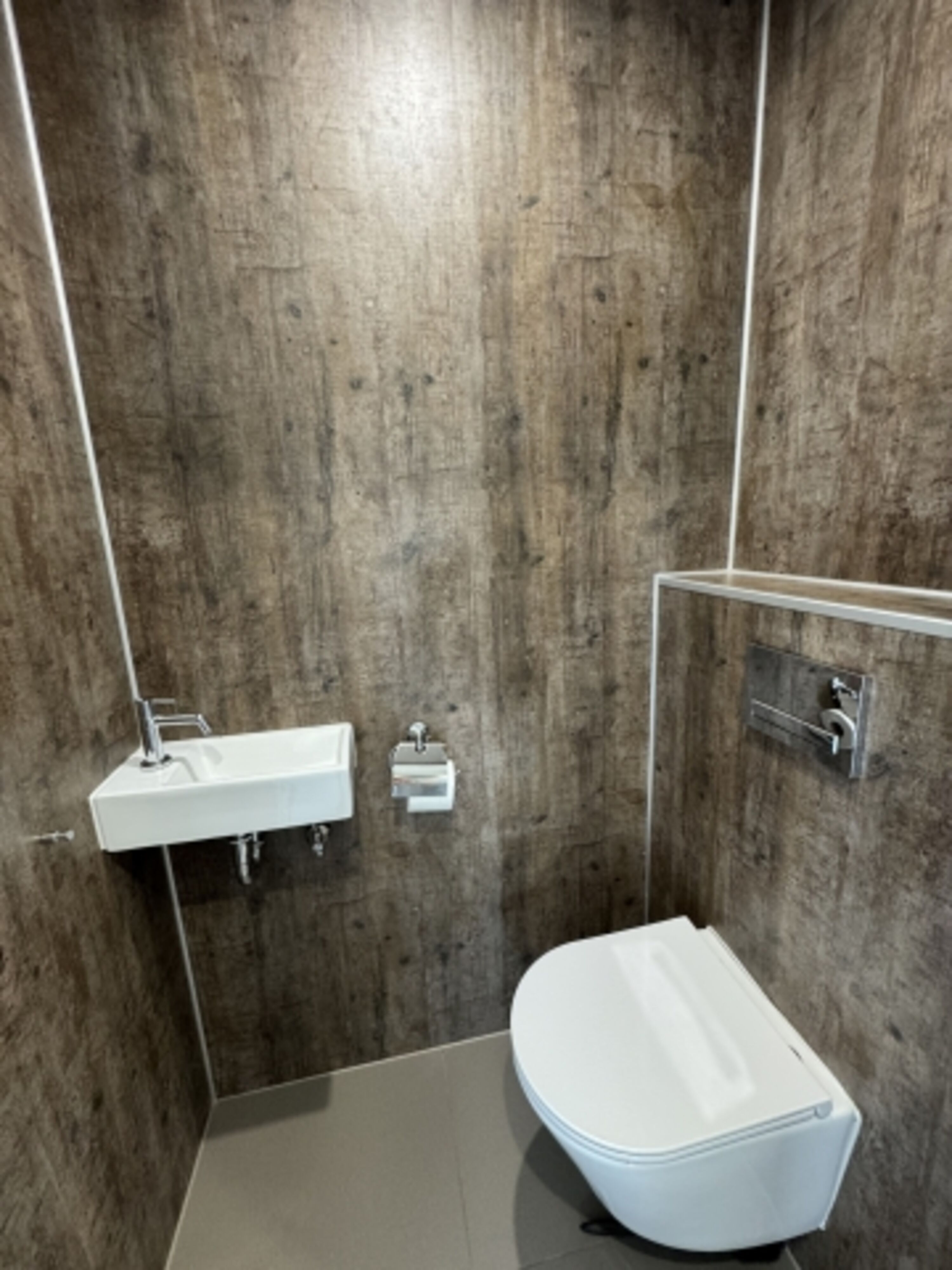 zusätzliches zweites WC im Chalet