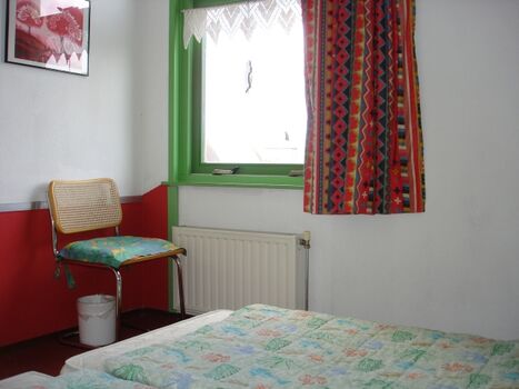 Kinderzimmer Obergeschoss, Schrank