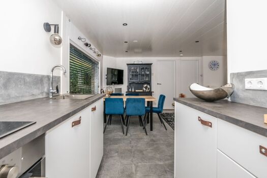 Die Küche mit allem Komfort