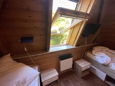 2. Schlafzimmer mit Einzelbetten