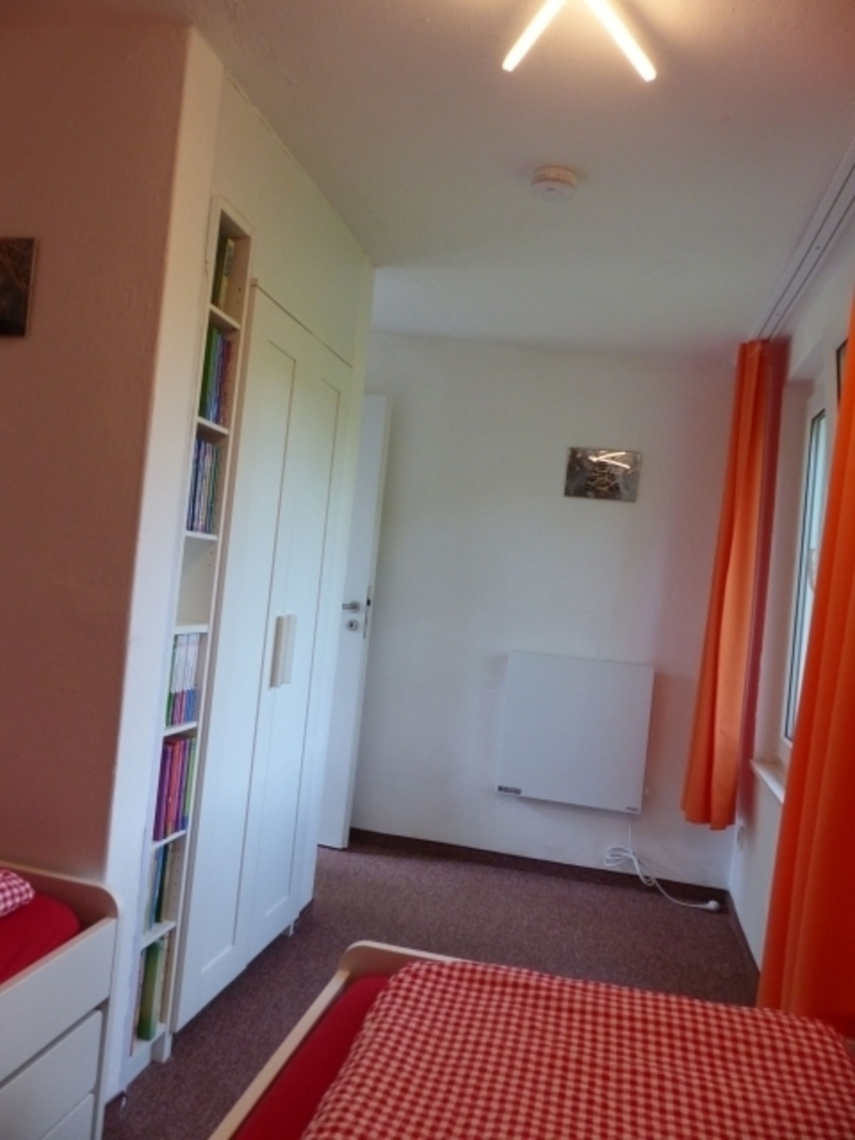Schlafzimmer 2
