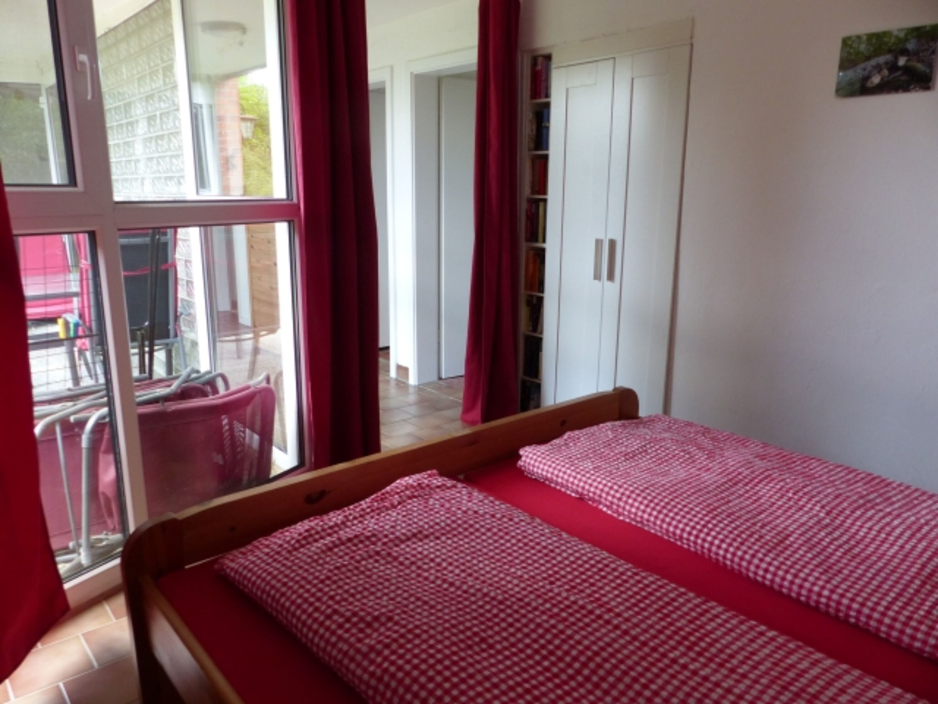 Schlafzimmer 1