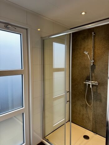 Ebenerdige Regendusche