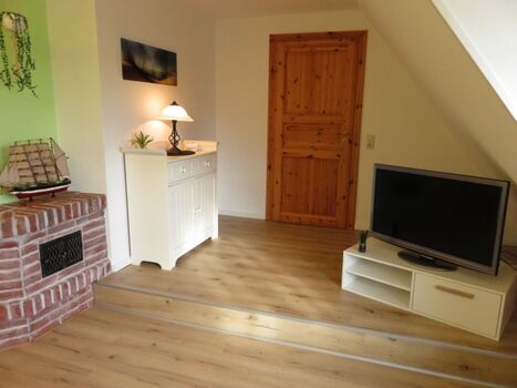 Das Wohnzimmer mit TV