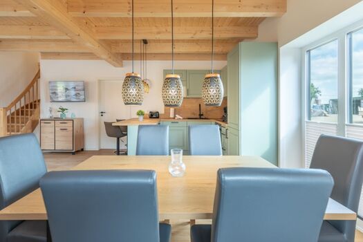 Huus Eekboom - Essbereich mit Blick auf die Küche