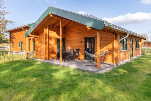 Huus Blaumees - Terrasse mit Hängematte