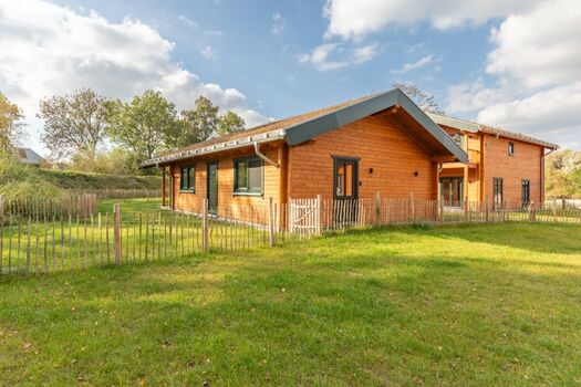 Huus Blaumees - seitliche Ansicht des Ferienhauses