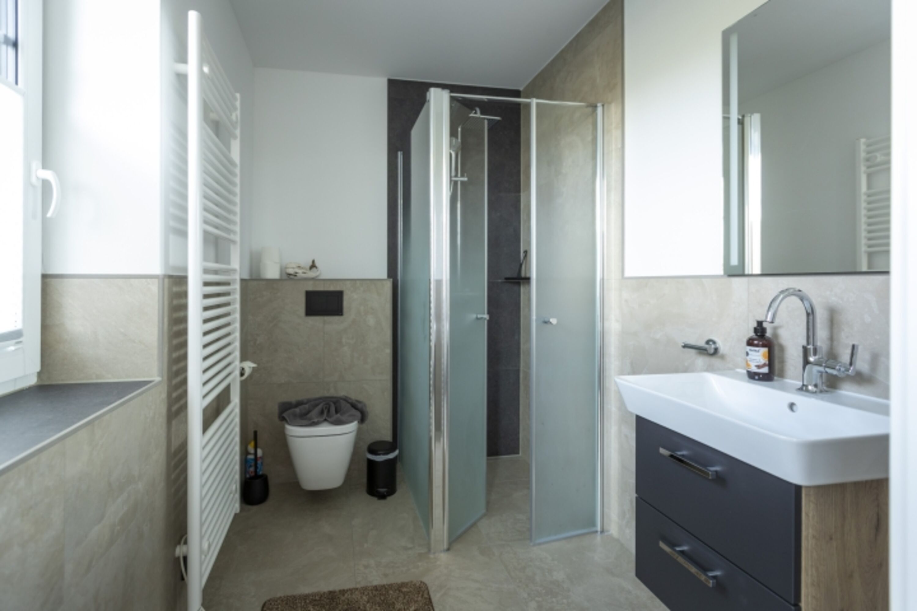 Badezimmer EG