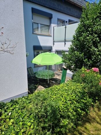 Terrasse vom Garten aus