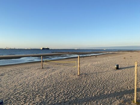 lange Spaziergänge am Strand