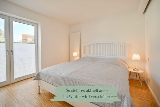 Schlafzimmer im EG mit Rolläden 