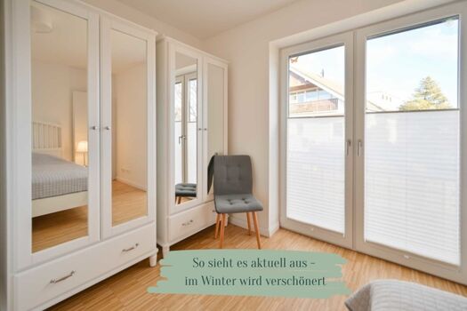 Schlafzimmer mit Stauraum