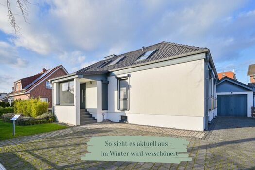 2 Stellplätze gibt es vor dem Haus