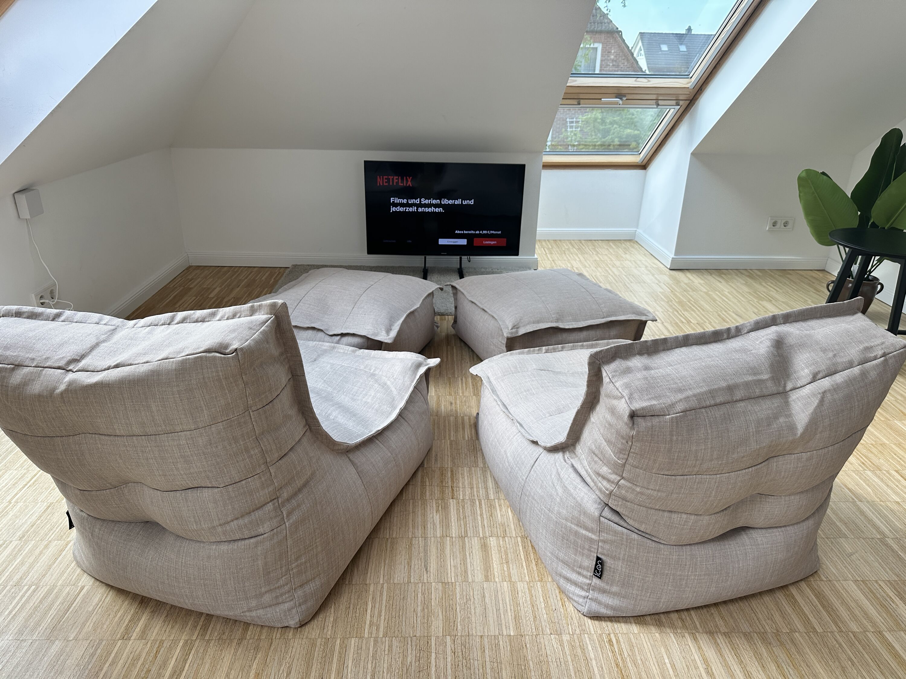 Smart TV im Ruheraum für ungestörtes Krimi kucken