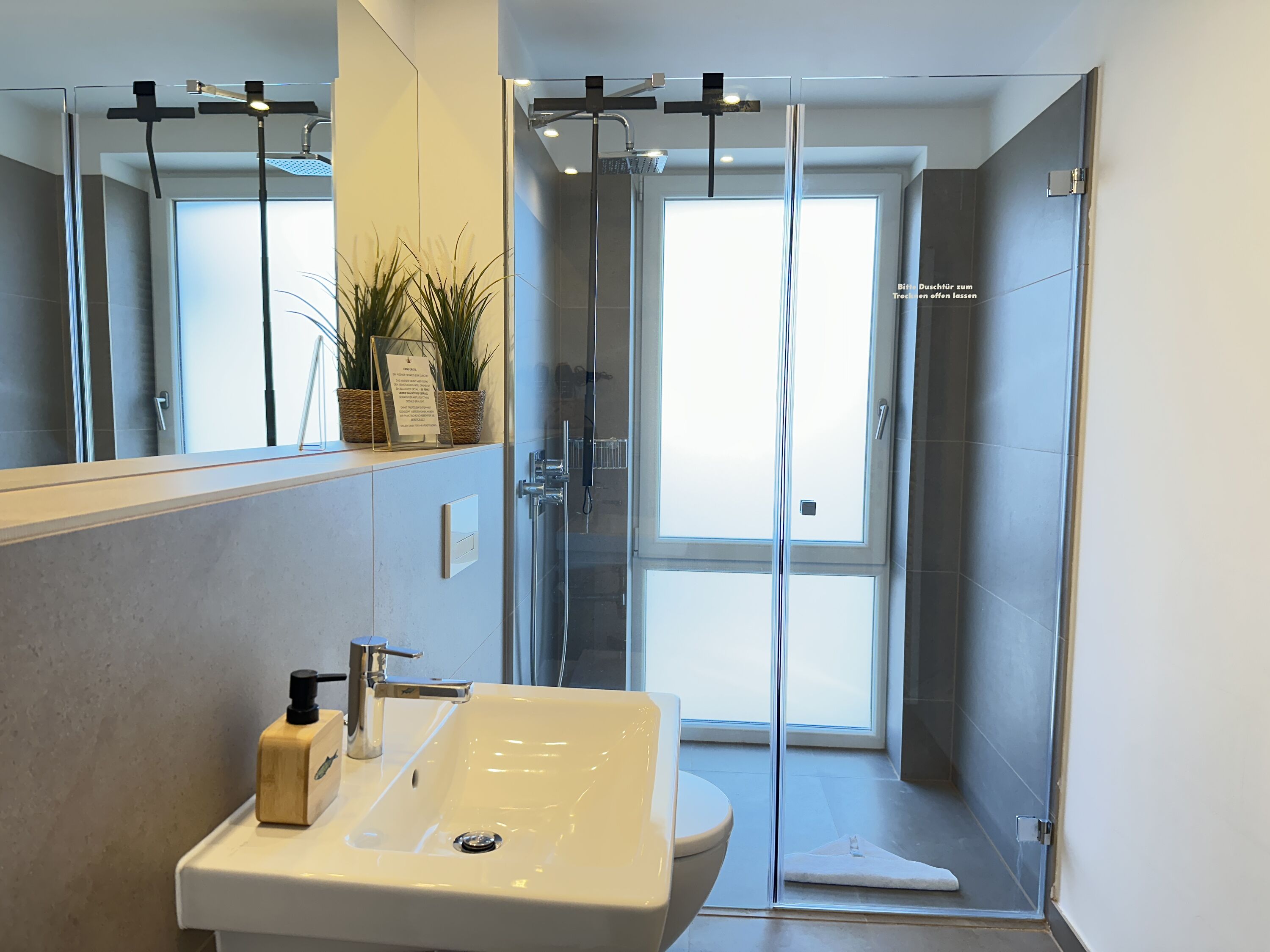 kleines Badezimmer EG