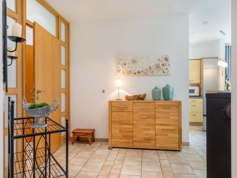 Eingangsbereich mit Gardrobe im Ferienhaus Rügenbrise