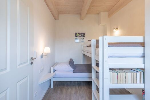 Schlafzimmer mit Hochbett 