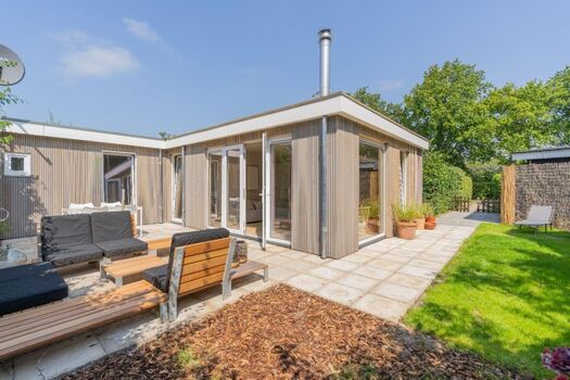 Das Ferienhaus mit sonnigem, umzäunten Garten