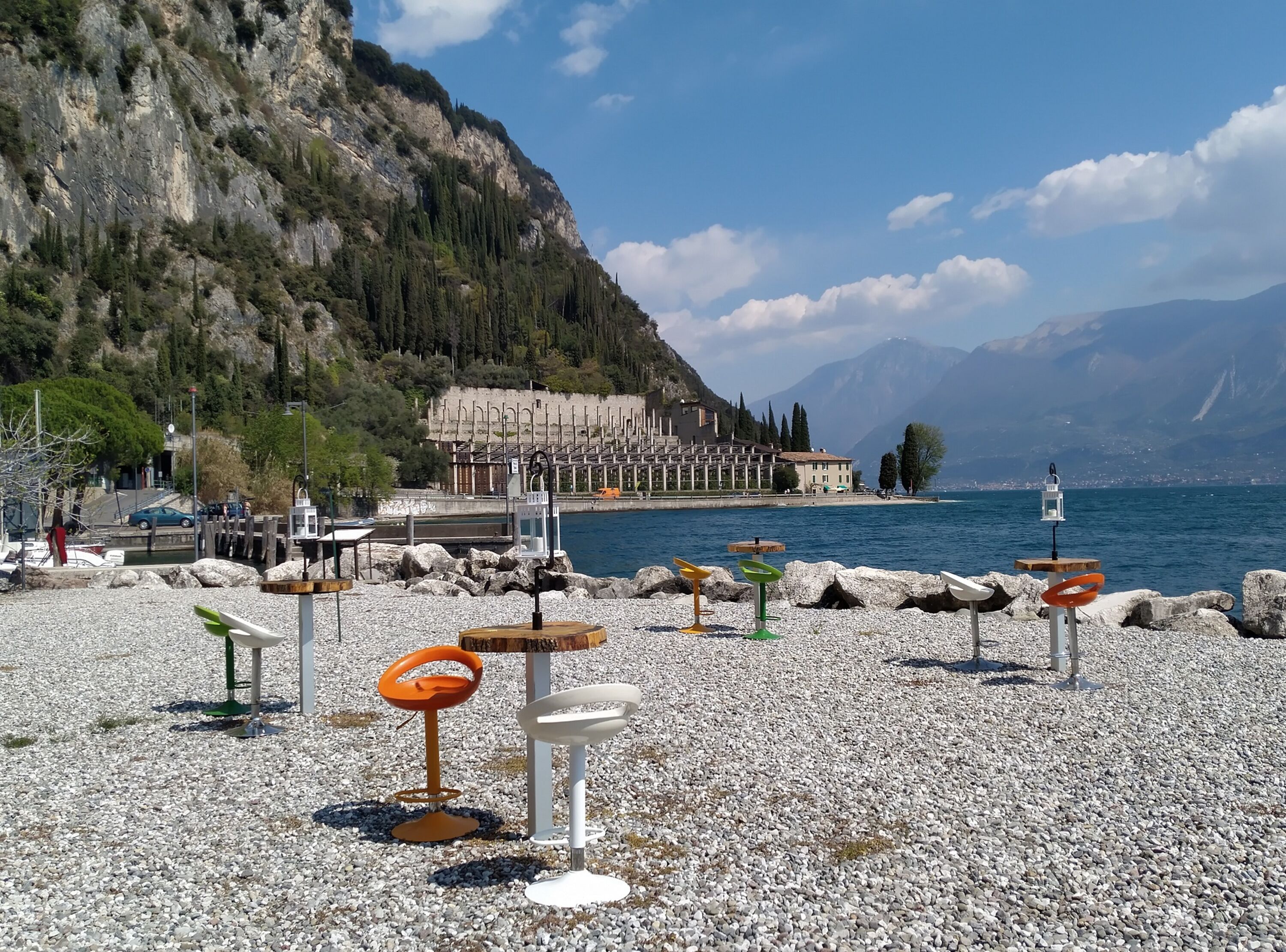 Strandabschnitt mit Bar Pra della Fam