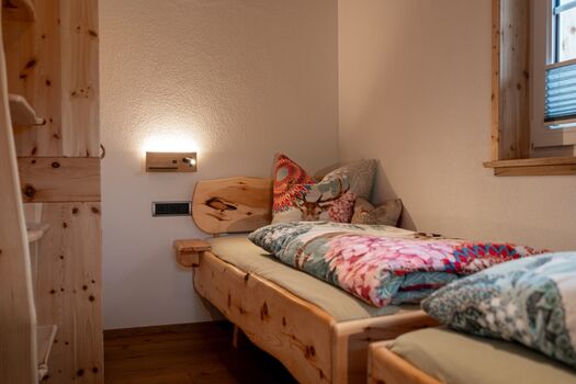 Schlafzimmer 2