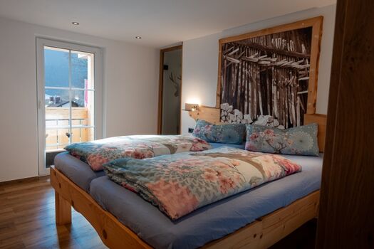 Schlafzimmer 1 mit Bad