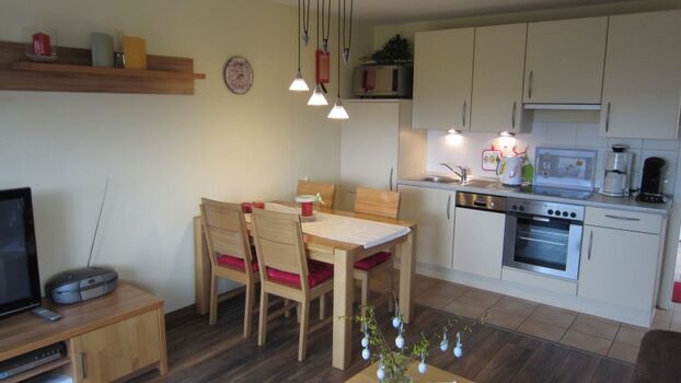 Küche mit Essbereich