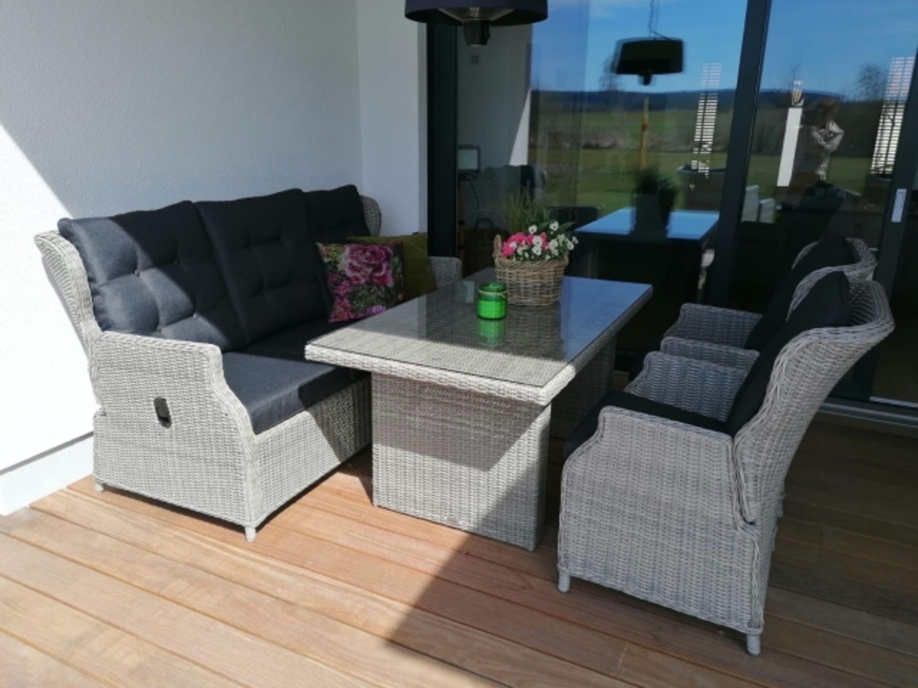 überdachte Terrasse