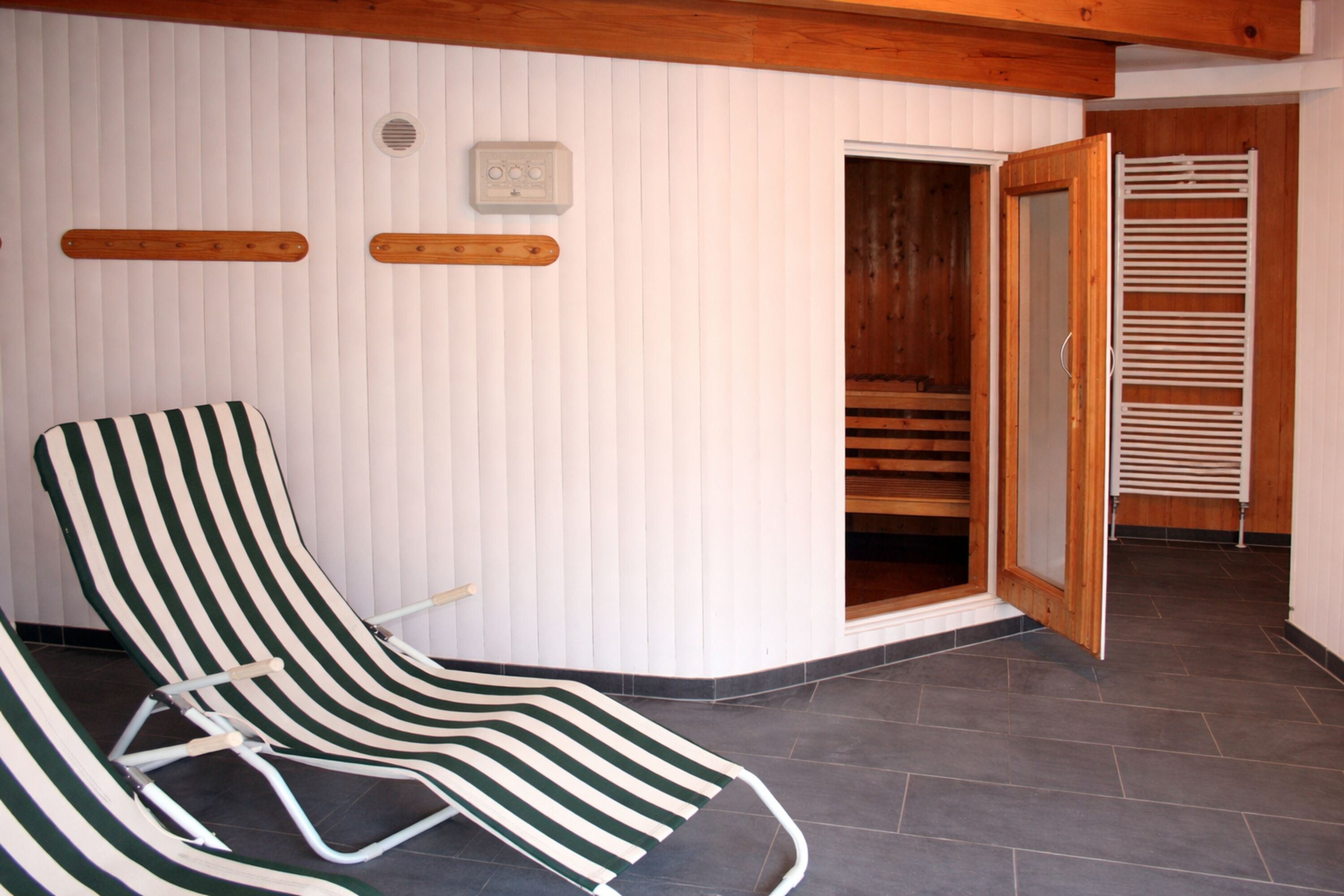 Blick zur Sauna