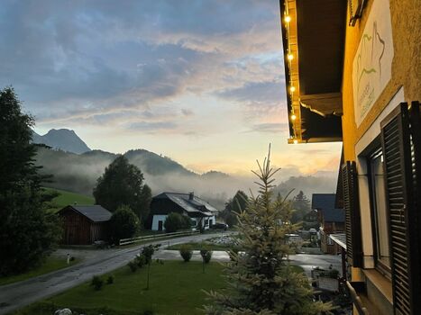 Romantisches Apartment mit tollem Blick auf die Dachsteinaus ...