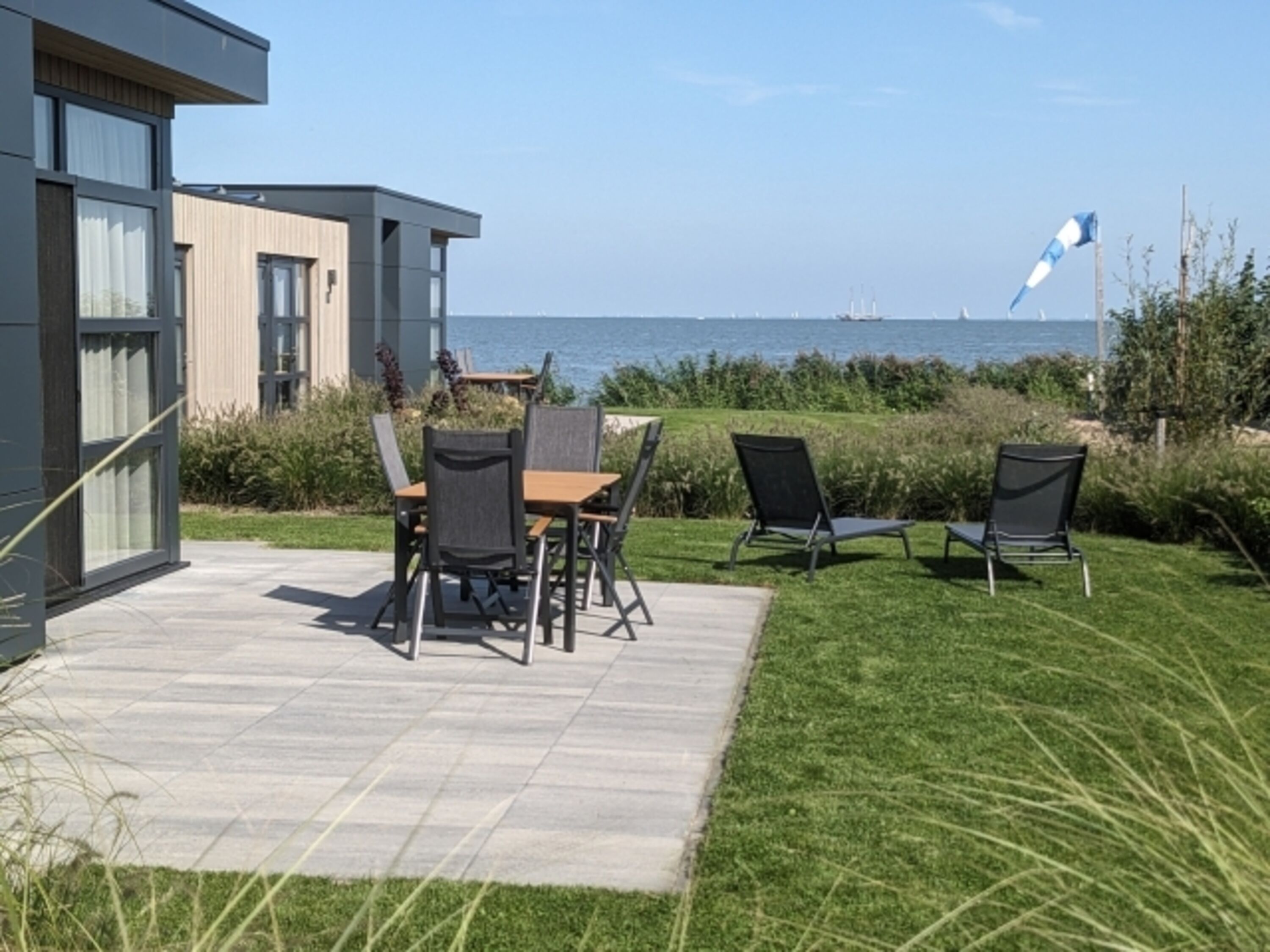 NEU - jetzt mit Zaun - Unser Chalet Leuke Plek