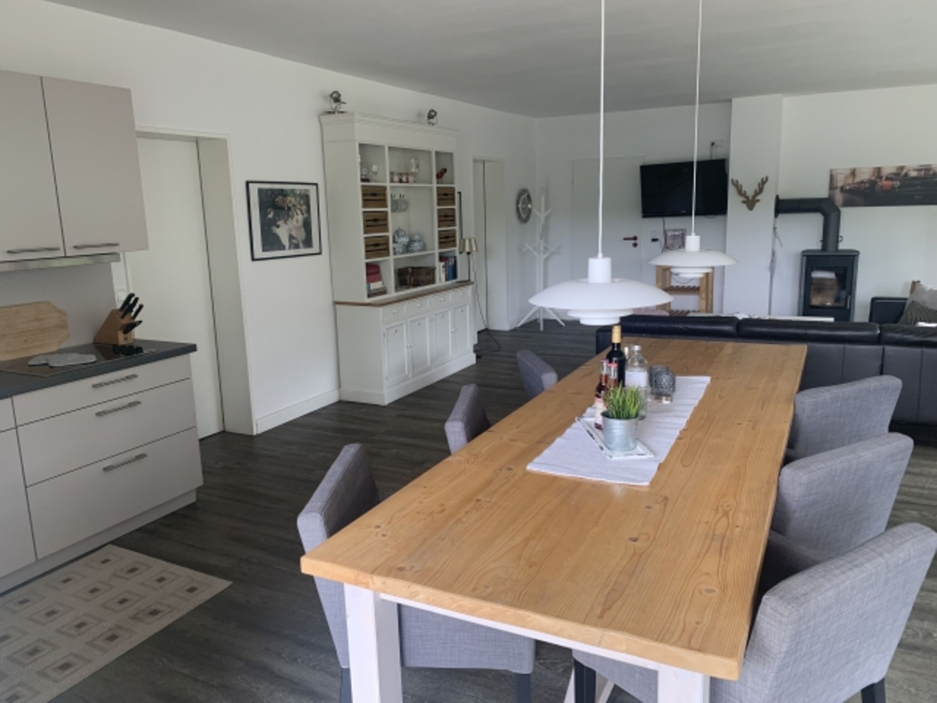 Die Ferienwohnung ist wie ein Loft gestaltet.