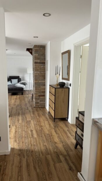 offener Blick Richtung Wohnzimmer 