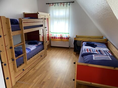 Schlafzimmer 3 /Kinderzimmer im DG