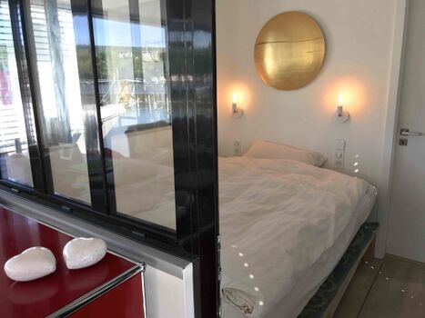 Kuschelige Koje mit Queensize-Bett