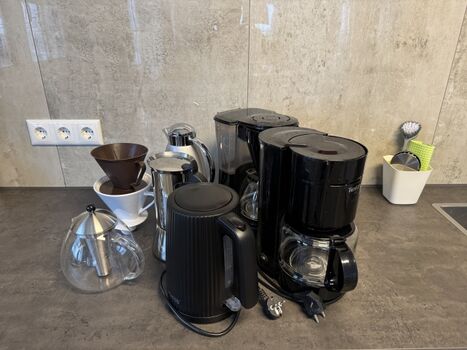 Kaffee und Tee Equipment 