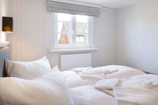 Schlafzimmer eins OG