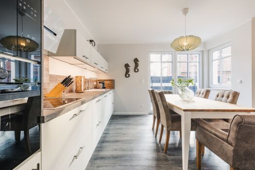 Essbereich mit Küche