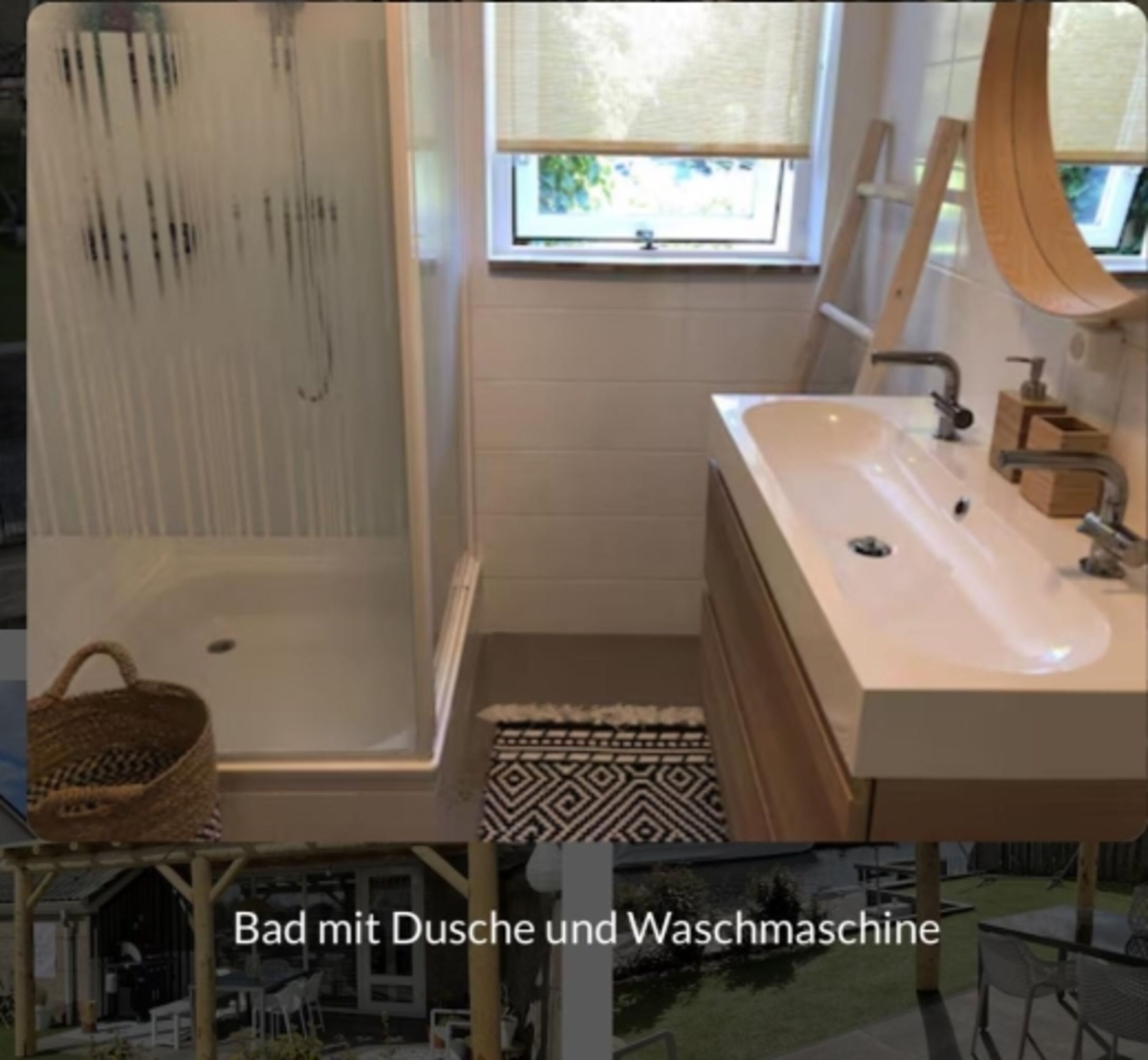 Badezimmer mit Dusche im Erdgeschoss