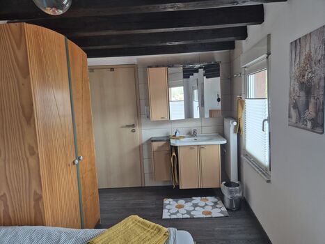 kleines Schlafzimmer OG