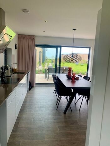 Küche und Essbereich