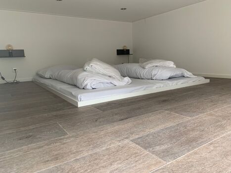 3. Schlafzimmer im OG mit Deckenhöhe von 1,20 m